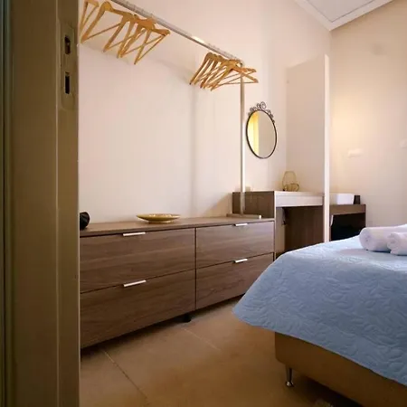 Σπίτι διακοπών Family W. Yard In Beating Heart Of Old Town Χανιά