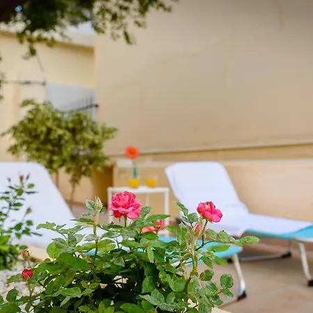 Tatil Evi Family W. Yard In Beating Heart Of Old Town *