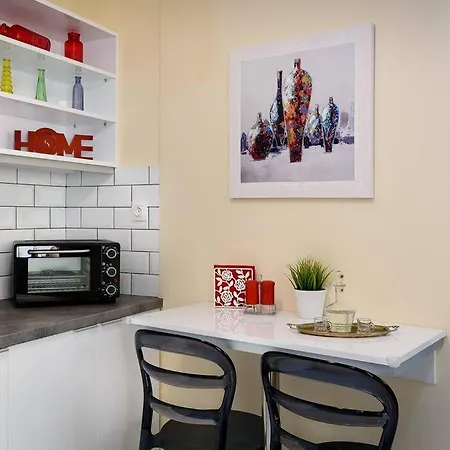 度假居 Family W. Yard In Beating Heart Of Old Town *