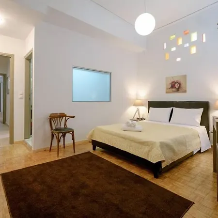 Holiday home Family W. Yard In Beating Heart Of Old Town Chania (Crete)