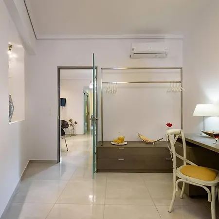 Family W. Yard In Beating Heart Of Old Town 度假居