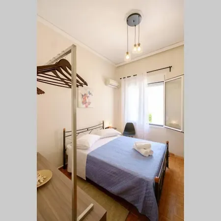 Family W. Yard In Beating Heart Of Old Town 干尼亞